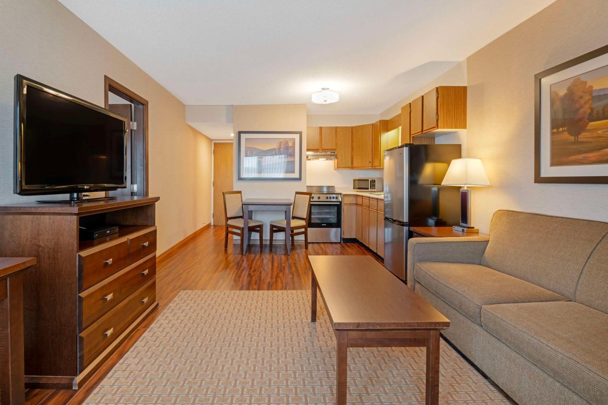 Best Western Plus Emerald Isle Hotel Sidney Exterior foto