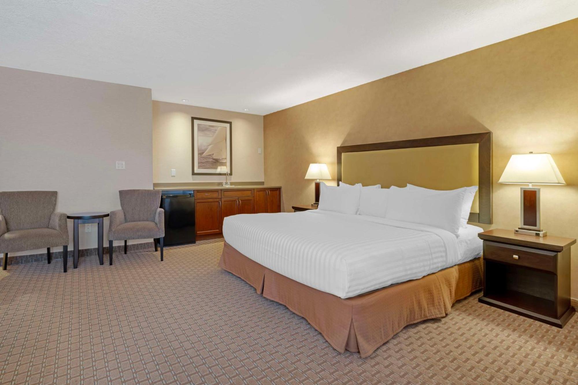 Best Western Plus Emerald Isle Hotel Sidney Exterior foto