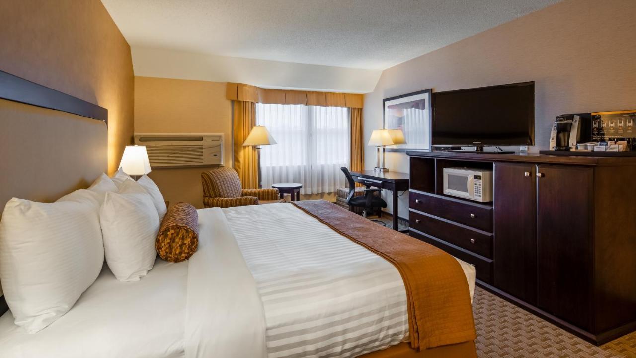 Best Western Plus Emerald Isle Hotel Sidney Exterior foto